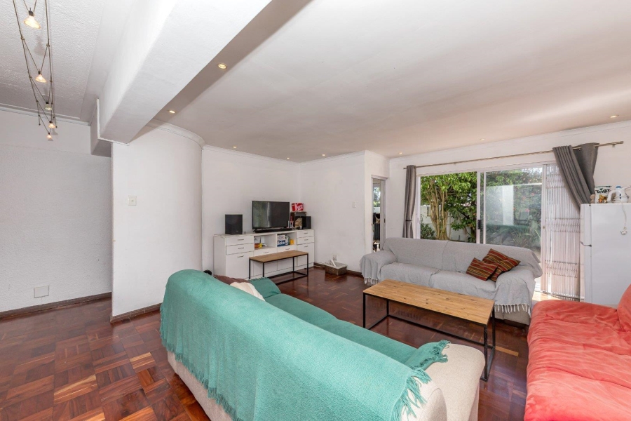 3 Bedroom Property for Sale in Three Anchor Bay Western Cape